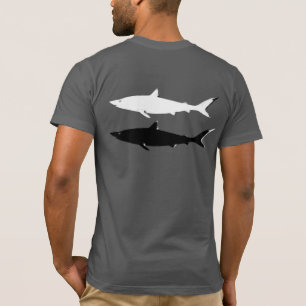 T-shirt tubarões negros e brancos