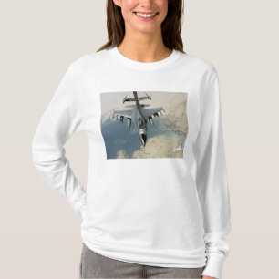 T-shirt Um falcão F-16 de combate reabastece