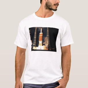 T-shirt Um foguete pesado do delta IV tira