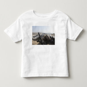 T-shirt Um fuzileiro naval dos E.U. ateia fogo a um