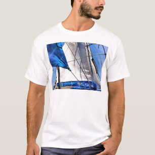 T-shirt Um Marinheiro É Um Artista E Seu Meio O Vento