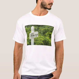 T-shirt Um sinal apontando para a adega (Cave) em