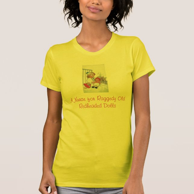 T-shirt Uma enfermeira para o tshirt Redheaded velho (Frente)