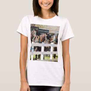 T-shirt Uma Linha de Cavalos Amish