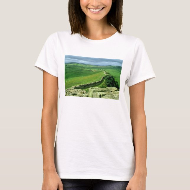 T-shirt Uma parte do Muro de Hadrian, segundo d.C. (pedra) (Frente)
