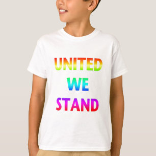 T-shirt Unido nós estamos o arco-íris