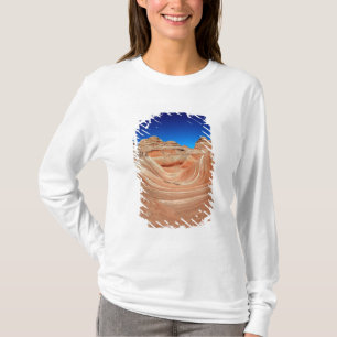 T-shirt Vermelho, bege e amarelo com vento e