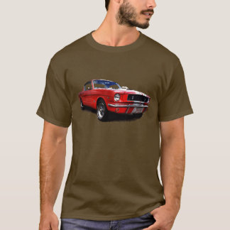 T-shirt vermelho do mustang
