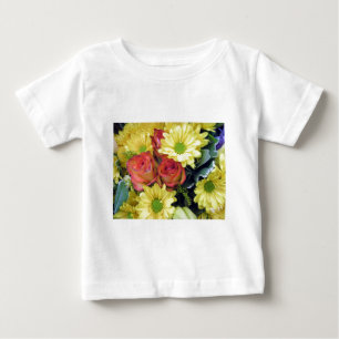 T-shirt Visitas e Rosas vermelhas Amarelas