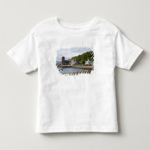 T-shirt Vista costeira com edifícios históricos, Oban,