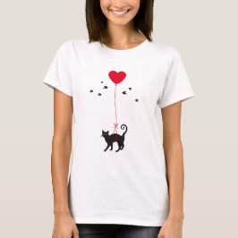 T-shirt vôo do gato com o balão e os pássaros vermelhos do