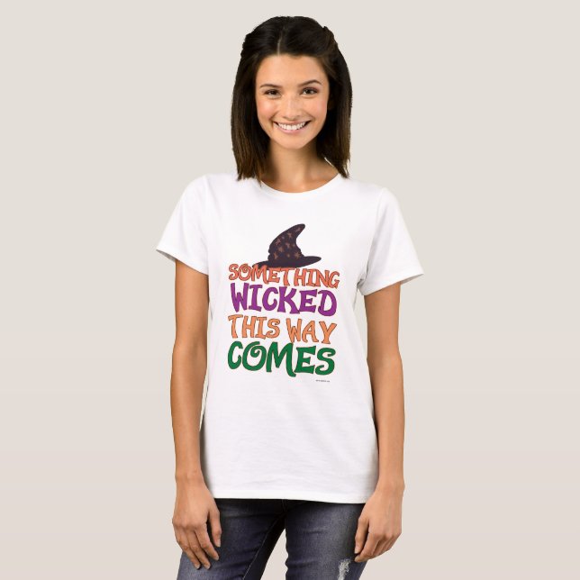 T-shirt Wicted Halloween Dizendo Cartoon Engraçado (Frente Completa)