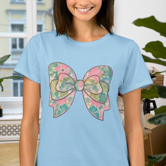 T-Shirt with Floral Bow - Boho Chic Style, Casual  (Criador carregado)