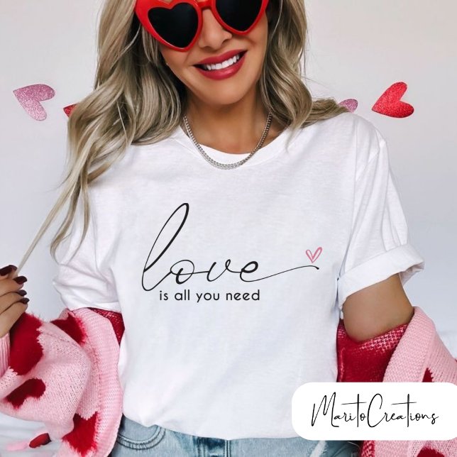 T-shirt with love design, to celebrate Valentine's (Criador carregado)