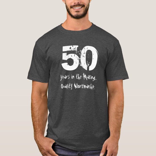 T-shirts 50th obra engraçada da qualidade do aniversário (Frente)