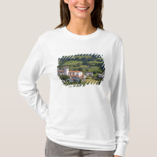 T-shirts A aldeia de Amaiur no Vale de Baztan,