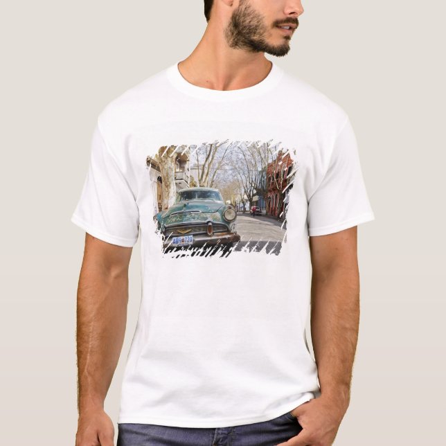 T-shirts A cor oxidada e flocoso de um carro velho (Frente)