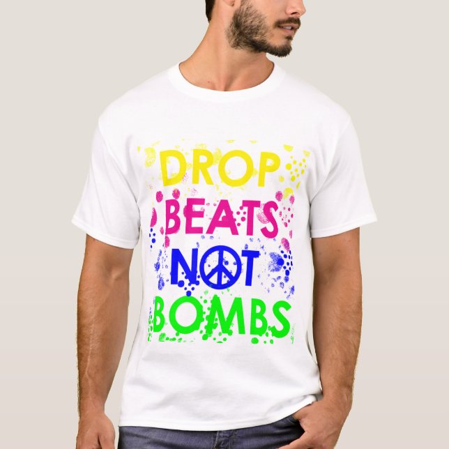 T-shirts A gota bate não bombas (Frente)