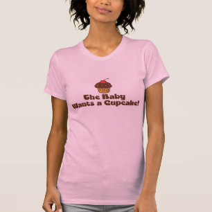 T-shirts A gravidez engraçada o bebê quer um cupcake