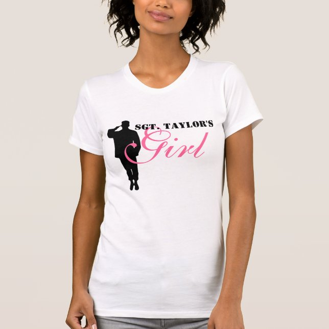 T-shirts A menina do herói de saudação (Frente)