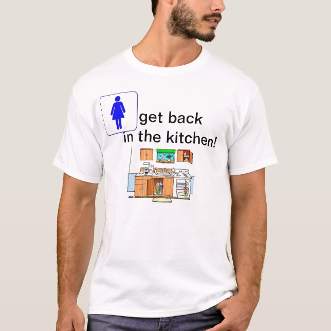 T-shirts A mulher recebe de volta na cozinha (Frente)