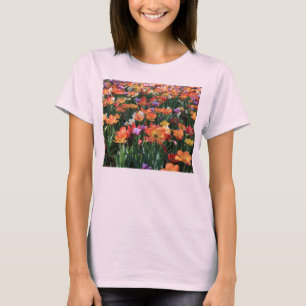T-shirts A "vida não é sempre uma cama Tshirt dos rosas"
