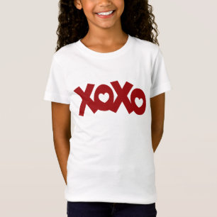 T-shirts Abraços e Beijos Amor e Corações