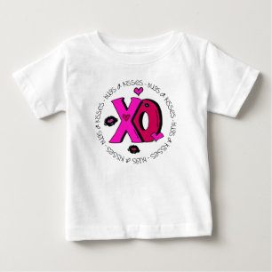 T-shirts Abraços e beijos namorados