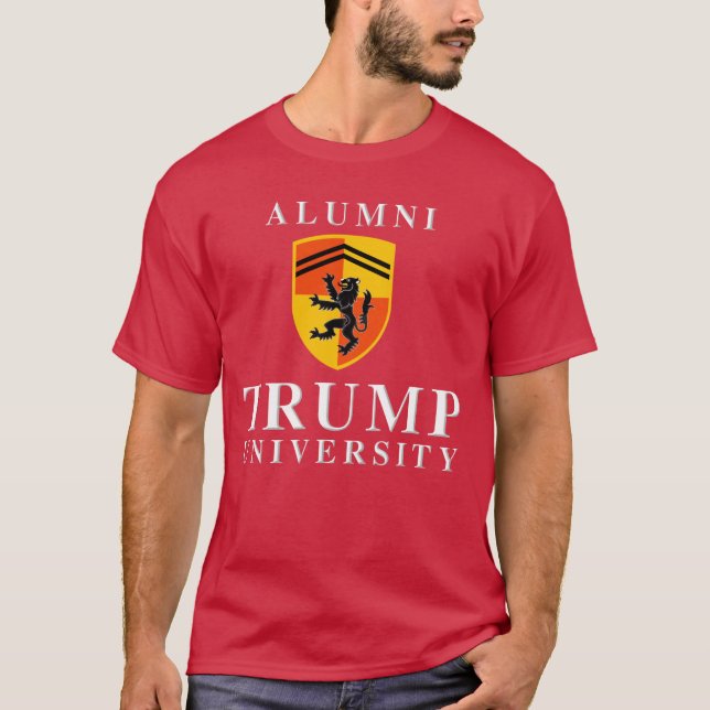 T-shirts Alunos da Universidade de Trump (Frente)