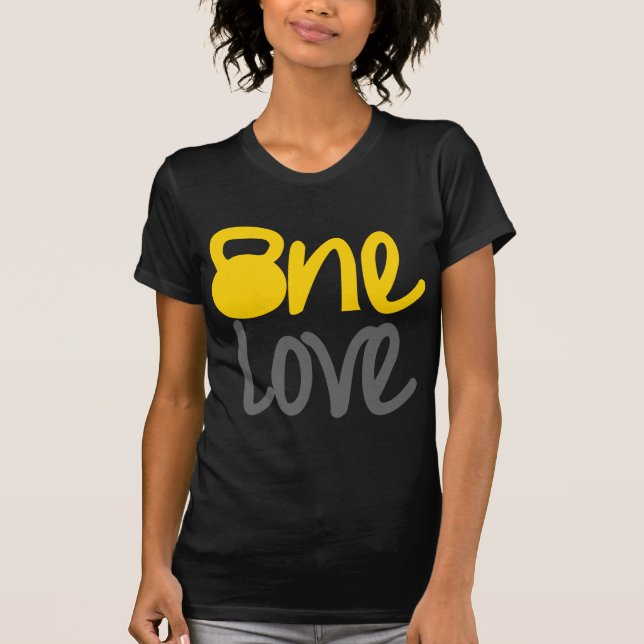 T-shirts Amarelo "um amor" Kettlebell (Frente)