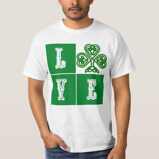 T-shirts Ame Corações Celtas de Shamrock (Frente)