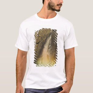 T-shirts Arco-íris na Cachoeira Superior de Yosemite em Yos