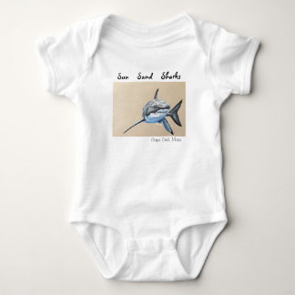 T-shirts Areia de Sun… Tubarões pequenos!