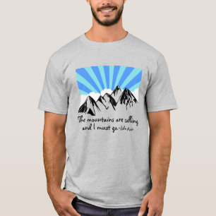 T-shirts "As montanhas estão chamando" nuvens retros & cé