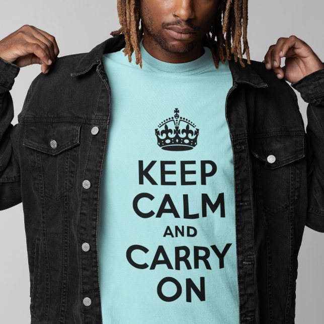 T-shirts Azul Claro Manter Calmo e Continuar Ligado (Light Blue and Black Keep Calm and Carry On Tee)