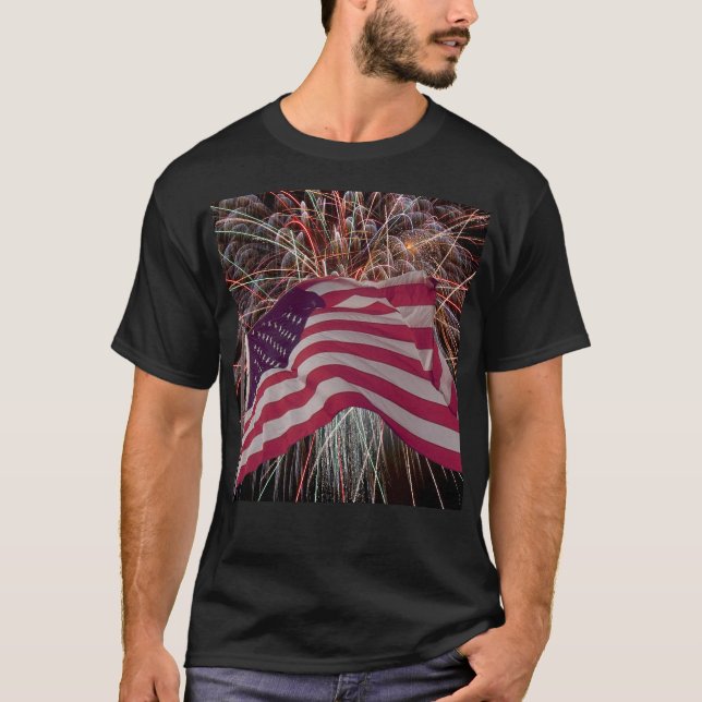 T-shirts Bandeira Americana e Fireworks (Frente)