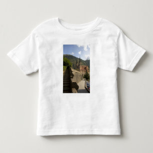 T-shirts Basílica de Covadonga, noroeste da Espanha.