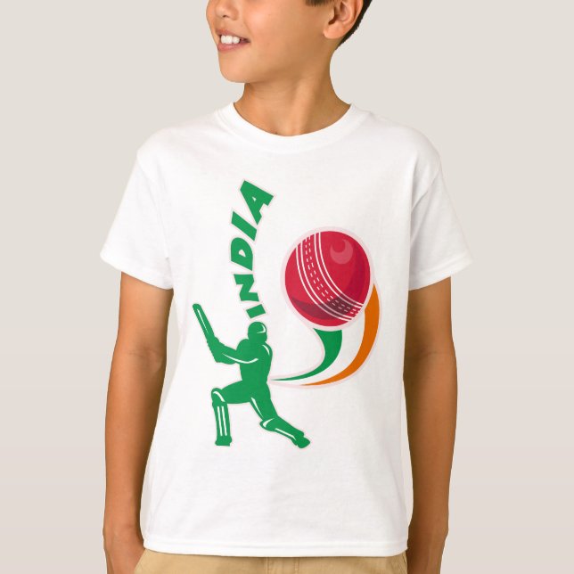 T-shirts batedor da bola de grilo que golpeia India (Frente)