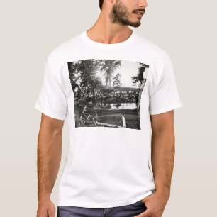 T-shirts Bateria federal que passa um tributário na batalh