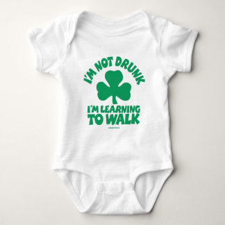 T-shirts Bebê irlandês - eu não estou bêbedo…