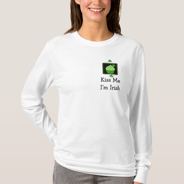 T-shirts Beije-me, Sou Irlandês - Cupcake Verde com Dito (Frente)