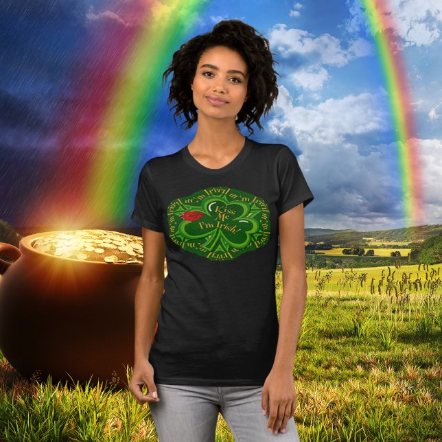 T-shirts Beije-me, sou Rua irlandesa. (Kiss Me I'm Irish St. Patrick's Day T-Shirt)