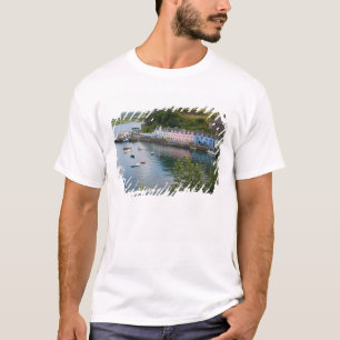 T-shirts Belo porto e veleiros com reflexos em 2
