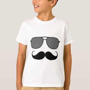 T-shirts bigode e vidros