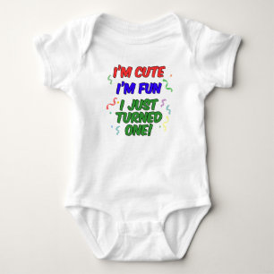 T-shirts Bonita, Divertida, Acabou De Virar Uma