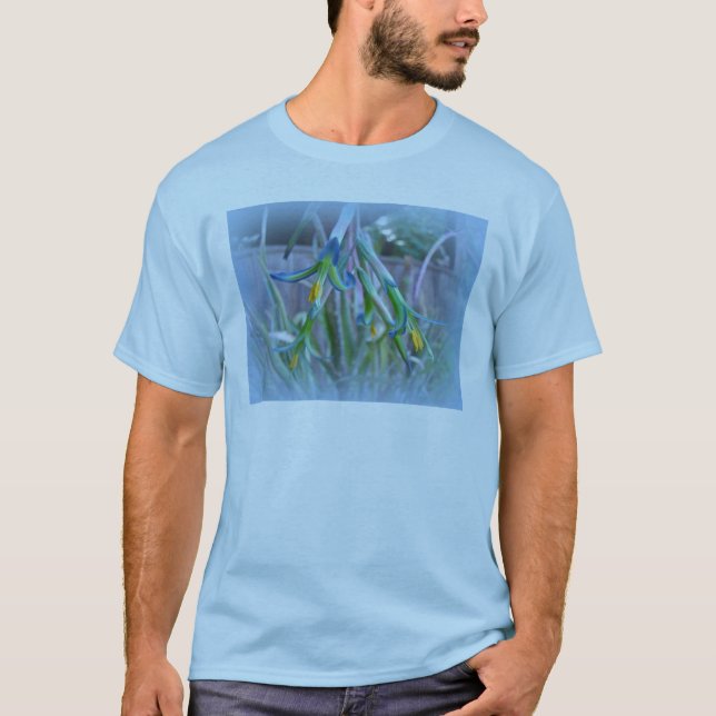 T-shirts Bromeliad Blossoms em Azul (Frente)