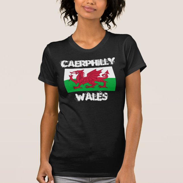 T-shirts Caerphilly, País de Gales com bandeira galesa (Frente)