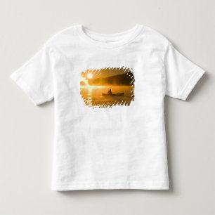 T-shirts Caiaque na Baía Lily ao nascer do sol, Lago Mooseh