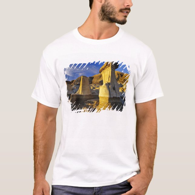 T-shirts Canadá, Alberta, Drumheller. Hoodoos. (Frente)