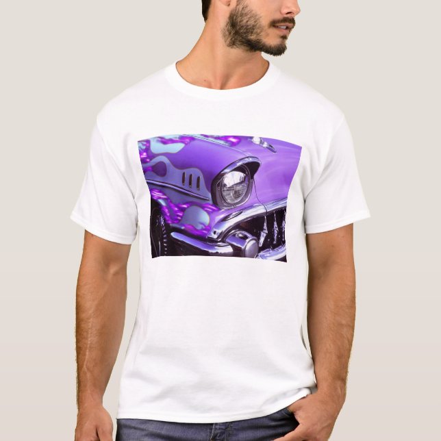 T-shirts Carro clássico: Chevrolet com capa flamejante (Frente)